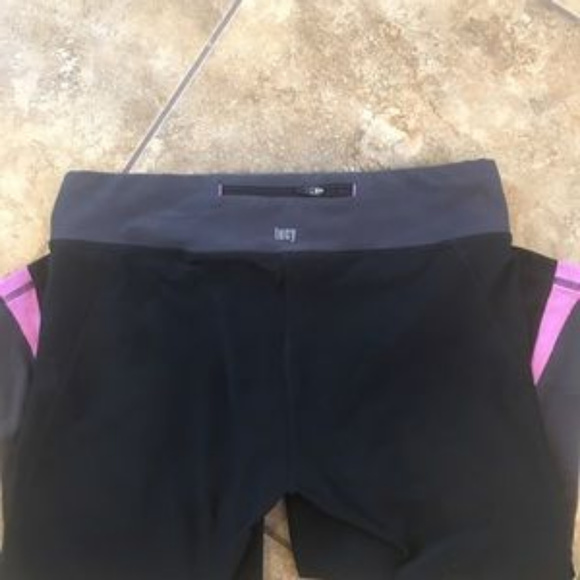 Lucy Capri - Picture 4 of 4